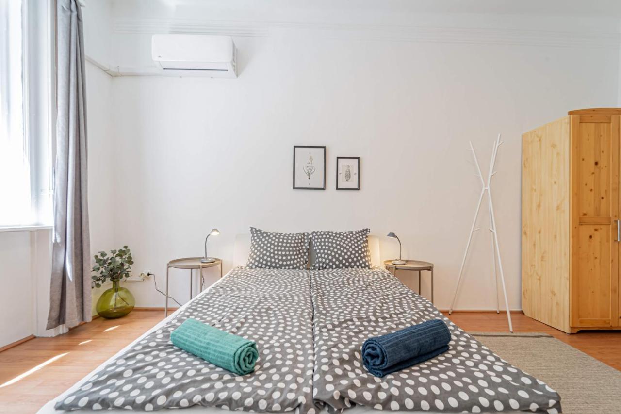 Central&Cozy Balcony!3Bdr 2Bth Budapest Exterior foto
